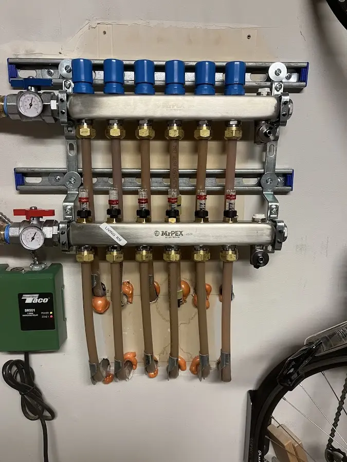 Plumber performing Leak Detection at a residential property in Calimesa